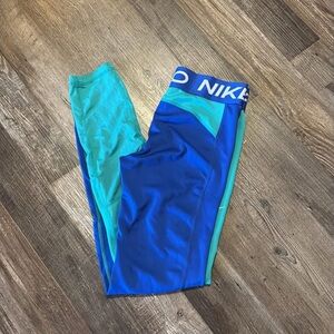 Nike Kids pro leggings